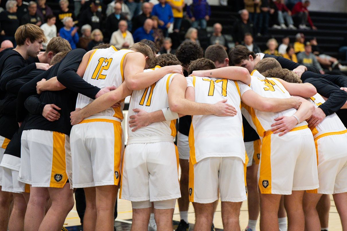 Defender Men's Basketball photo