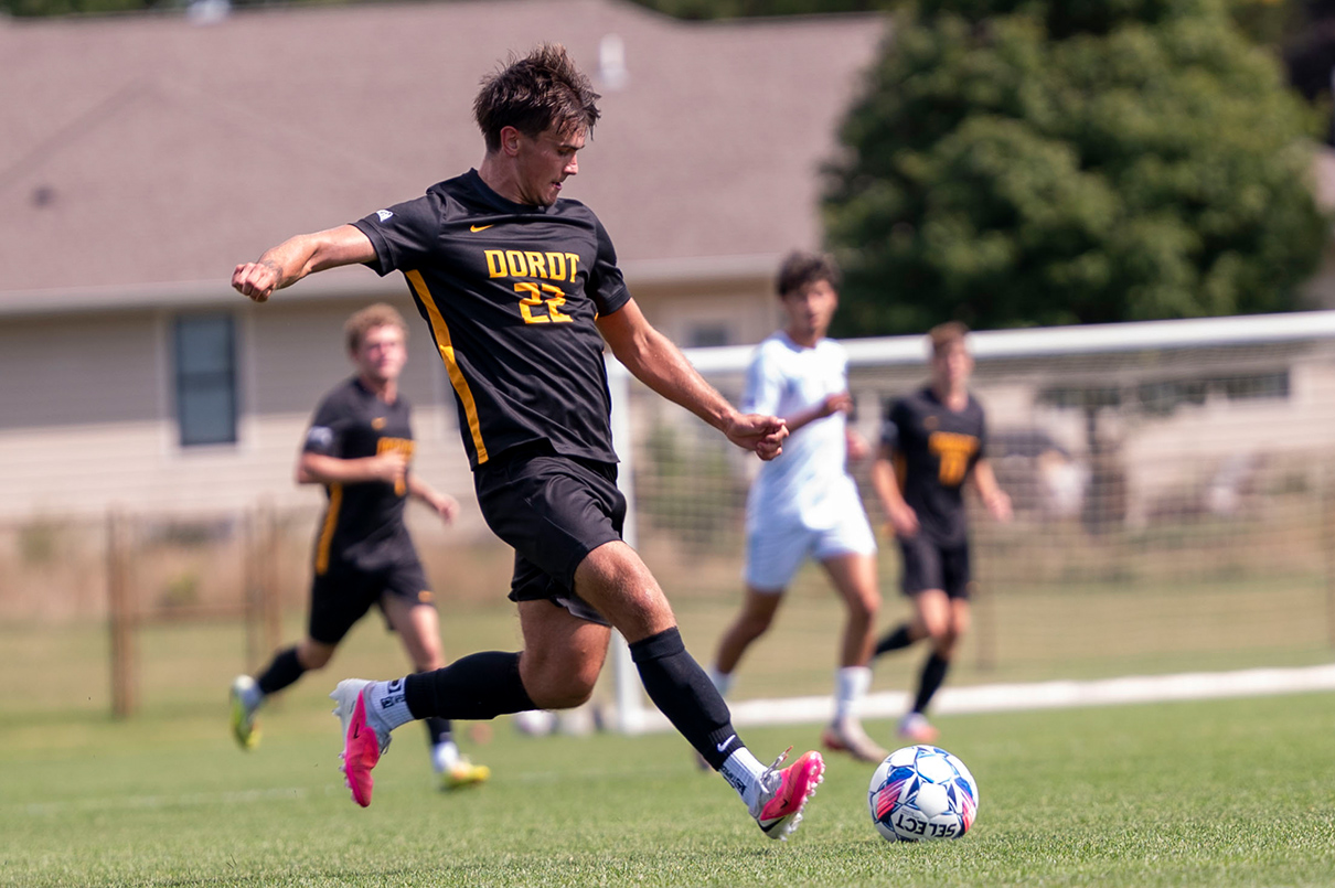 Defender Men's Soccer photo